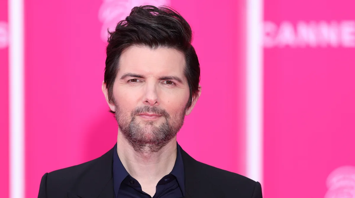 Adam Scott Says Daughter Had to Watch His ‘Office’ Audition Tape in Acting Class: “What Not to Do”