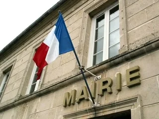 Menaces de mort et insultes homophobes : un élu écologiste d’Ivry-sur-Seine porte plainte