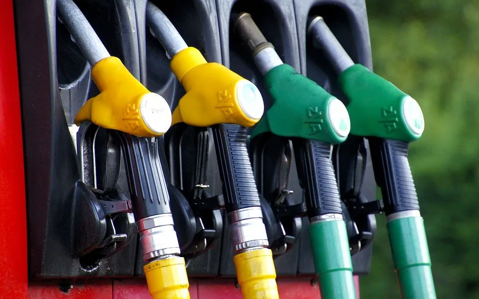 Espanha: Desconto no gasóleo sobe para 20 cêntimos por litro a partir de terça-feira