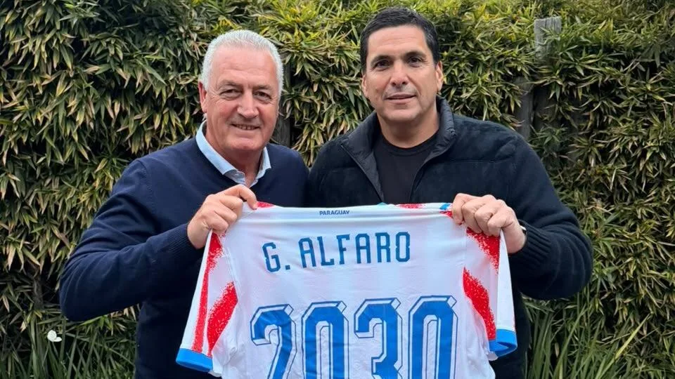 Gustavo Alfaro renovó su contrato con la selección de Paraguay hasta 2030: "Allá vamos"