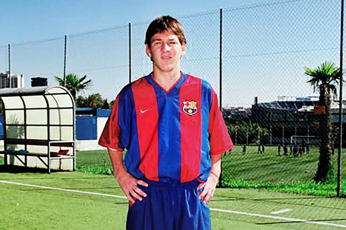 “Es un Maradona”: revelaron los informes sobre Lionel Messi cuando llegó a Barcelona y uno recomendó no contratarlo