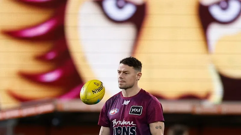AFL LIVE: Brisbane Lions, Adelaide Crows fight for preliminary final spot against Hawthorn