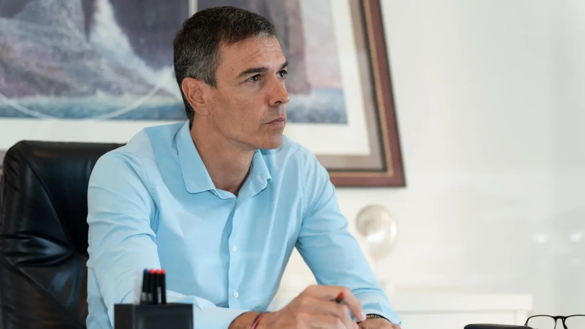 El ansiado verano de descanso del Gobierno antes de un otoño judicial caliente revienta por la crisis de Ceuta