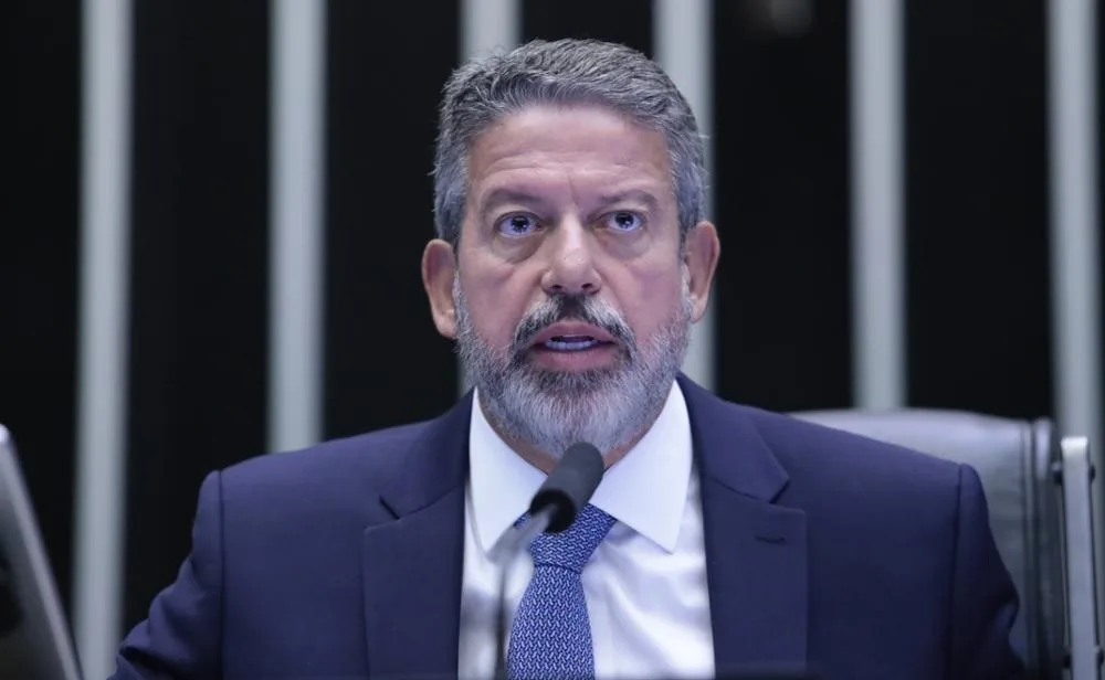 JHC confirma candidatura ao governo de Alagoas e evita embate com Lira