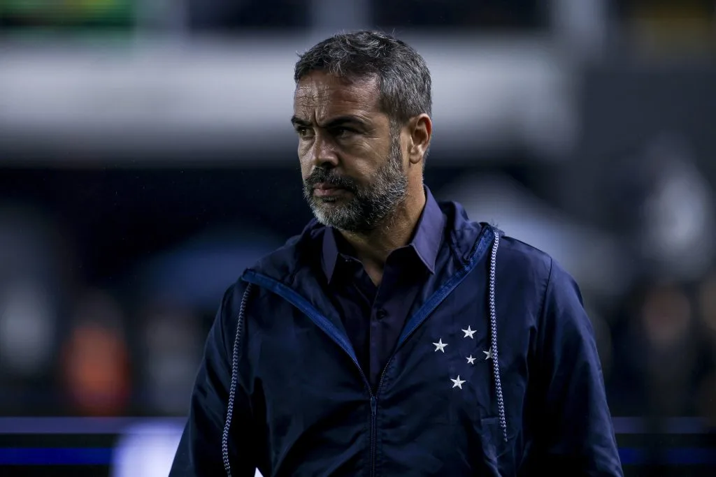 Artur Jorge protagoniza discussão com torcedores do Bragantino