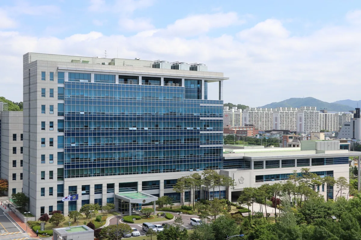 10년 복역 후 또 성범죄…지인 10살 딸 강제추행, 항소심도 실형