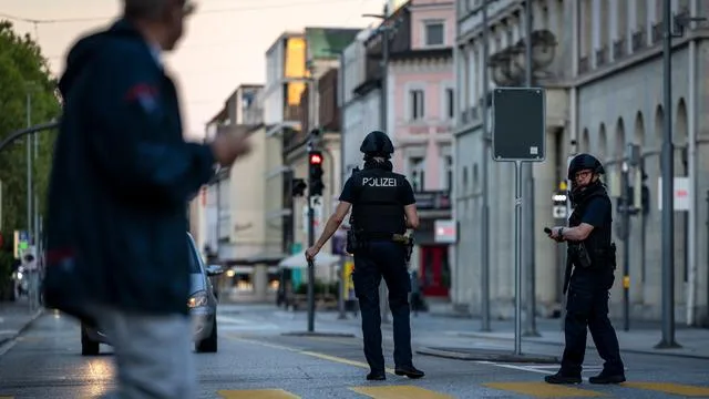 Großeinsatz der Polizei: Schüsse in der Schweiz - was wir wissen und was nicht
