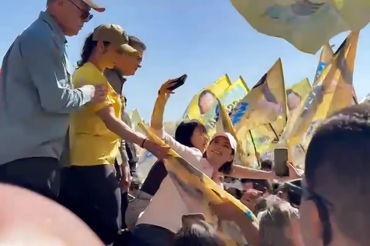 Michelle Bolsonaro e Celina Leão começam campanha juntas nas ruas do DF