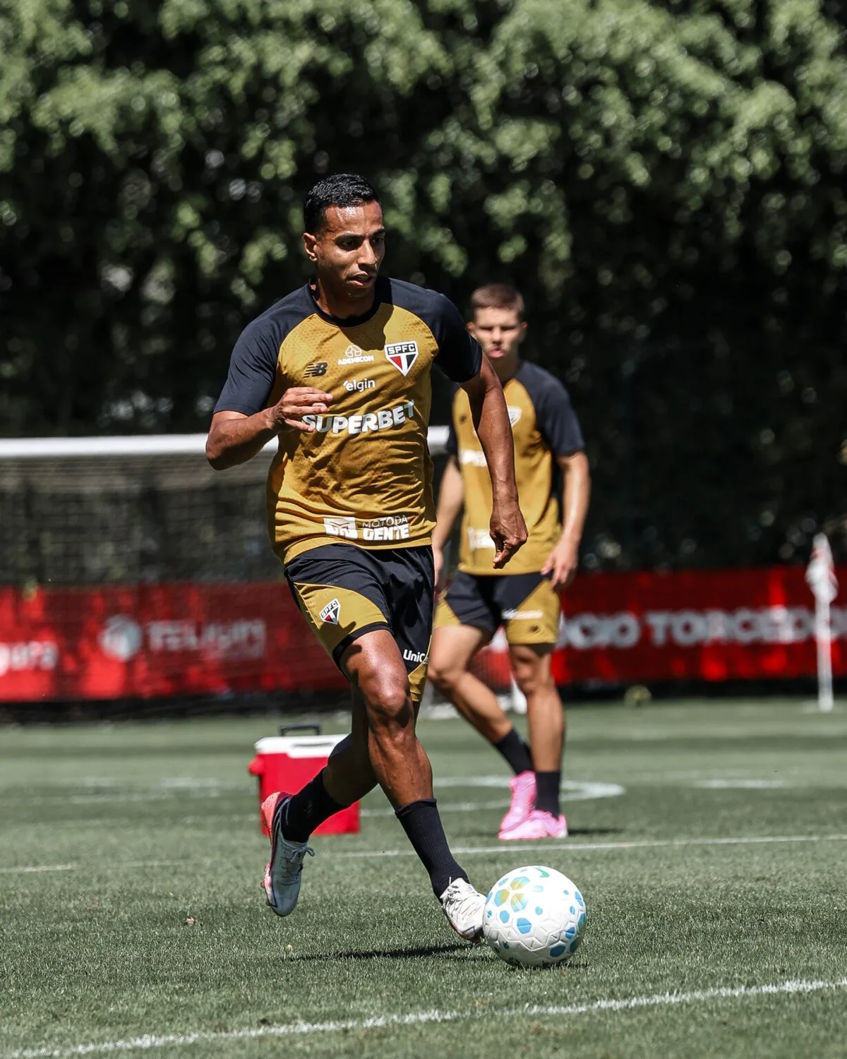 Titulares e decepções: como estão os reforços que o São Paulo contratou na última janela