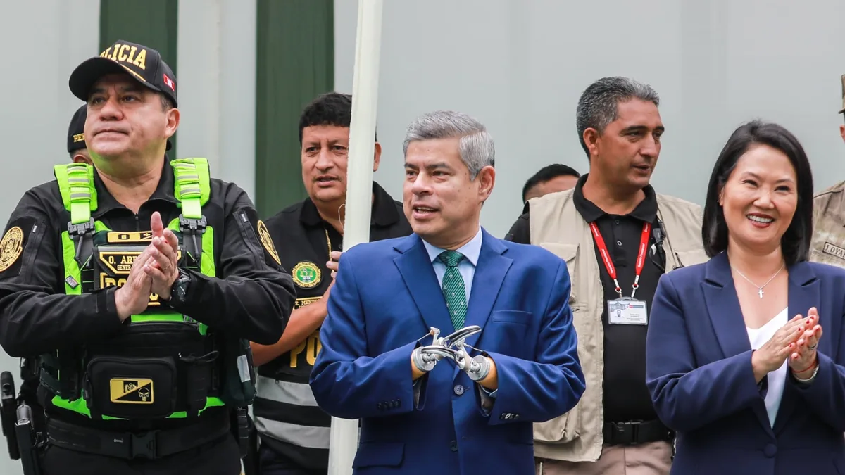 Juntos por el Perú presenta segundo proyecto para que Keiko Fujimori pueda destituir a Óscar Arriola