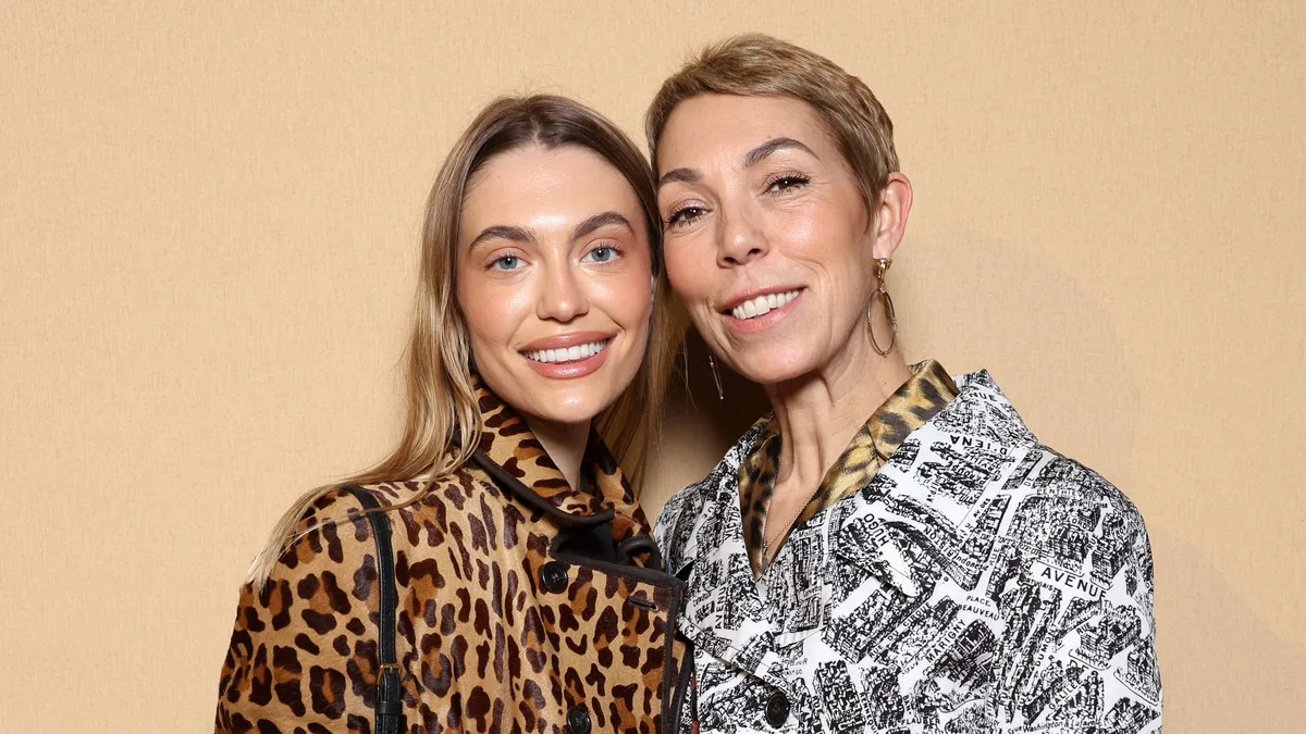 Héloïse Agostinelli recuerda a su madre, Mathilde Favier: de su gran conexión a su vínculo con HOLA FASHION donde nos descubrió porqué sus padres la llamaron Lee