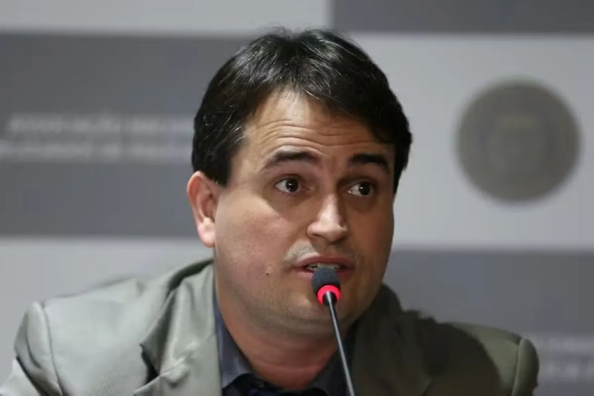 Ex-número 3 da Polícia Federal é indiciado por lavagem de dinheiro e corrupção