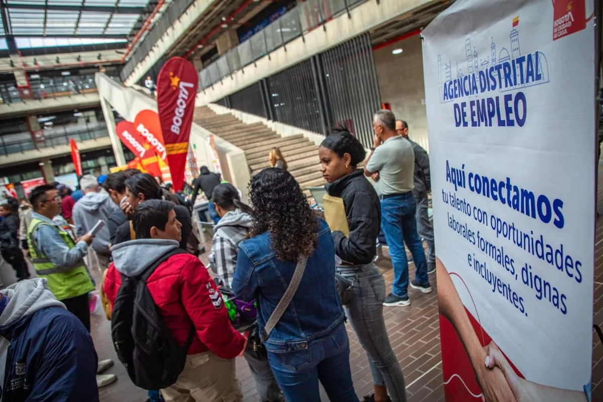 Alcaldía de Bogotá lanzó 2.780 vacantes laborales para la última semana de agosto: conozca las opciones y cómo postularse