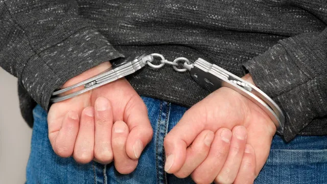 Portimão. "Credos religiosos" levam homem a tentar matar colegas de casa