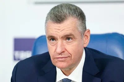 Слуцкий предложил платить учителям не ниже 1,5 средних зарплат по региону