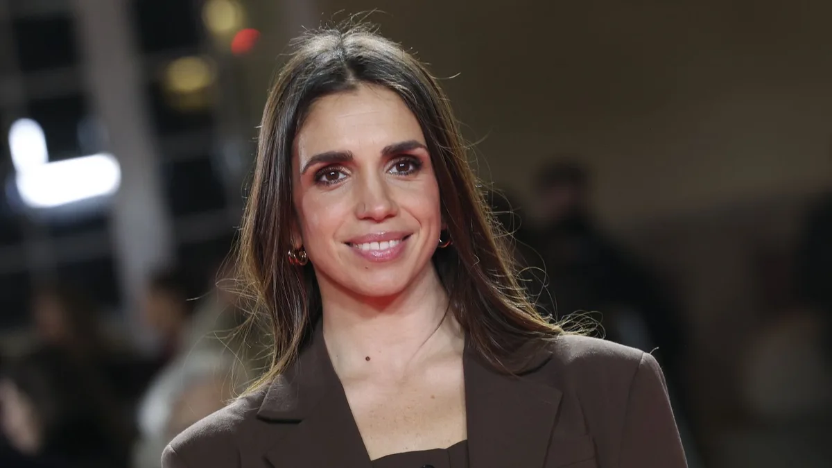 Elena Furiase (38): "Yo tenía 6 años cuando mi abuela Lola Flores murió, pero recuerdo pedirle arroz con huevo frito"