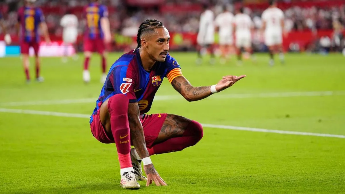 Raphinha hat-trick as Barcelona rally to stay unbeaten