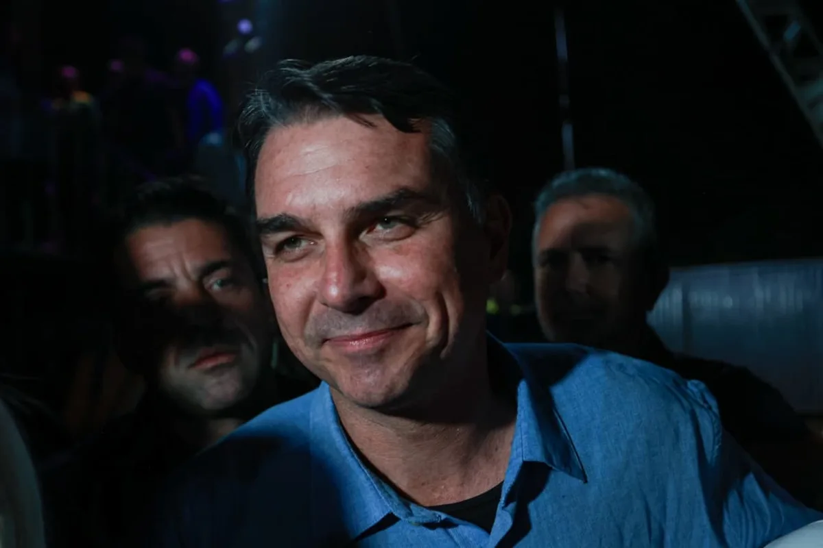 Flávio rebate Kassab: "Achei que seriam todos contra o PT"