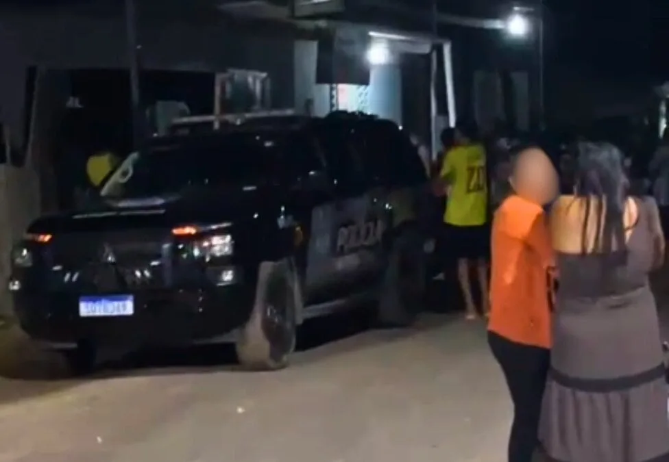 Homem é morto a tiros em Cruzeiro do Sul; Veja o vídeo