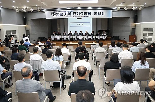 산업 전기료 10% 내리면 지방갈까…실효성 없으면 한전 부담만↑