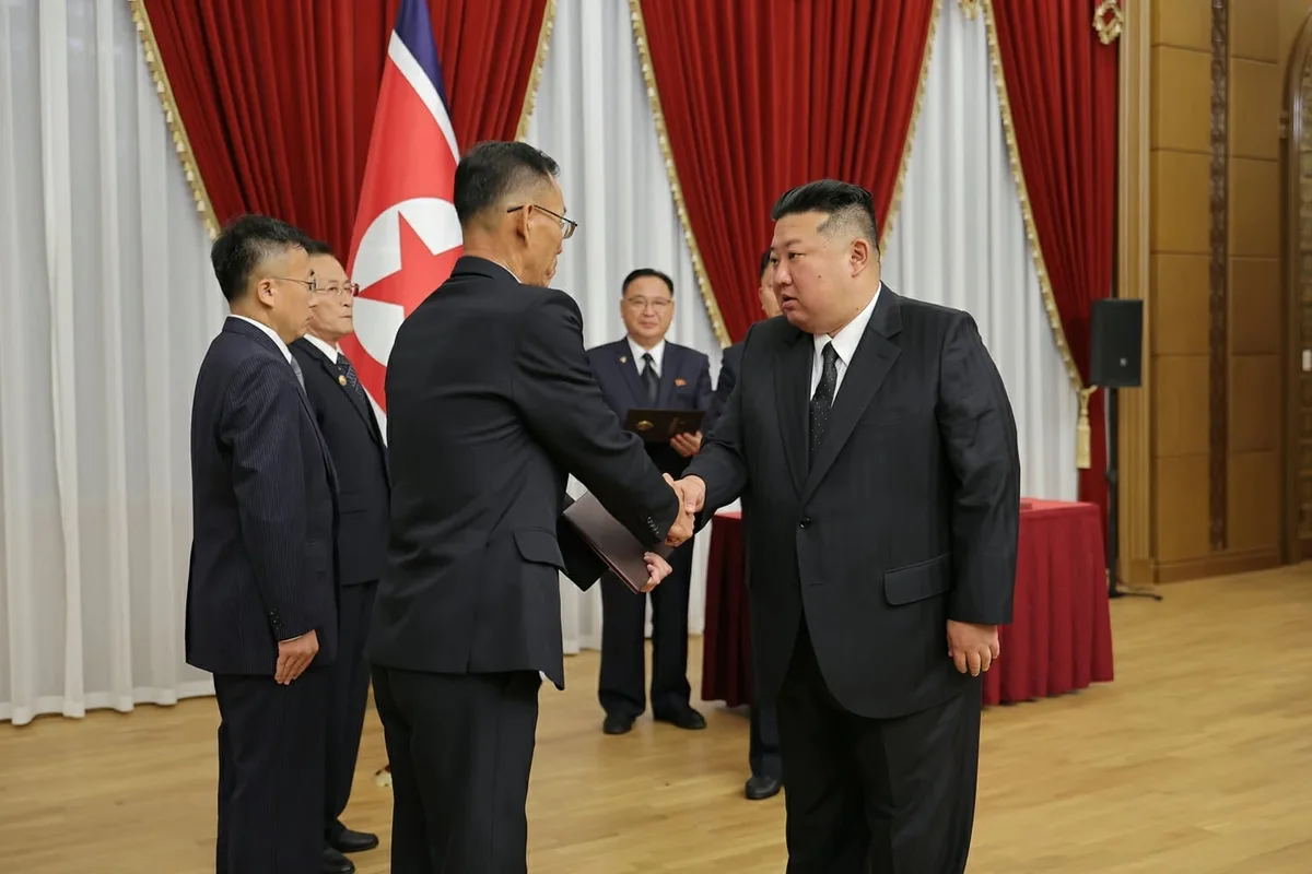 北, 군 수뇌부 인사조치… 박정천은 복귀하고 국방상은 경질