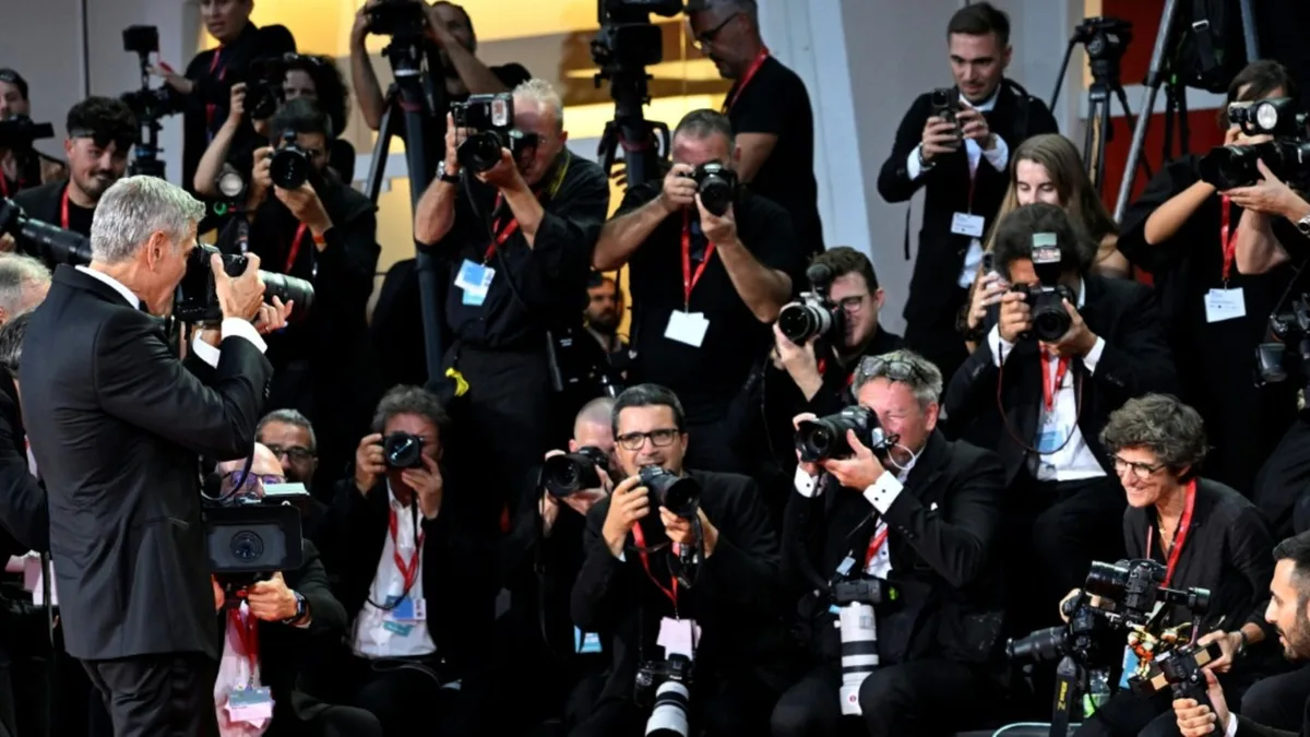 Vertauschte Rollen: US-Star Clooney wird beim Filmfestival in Venedig zum Fotografen
