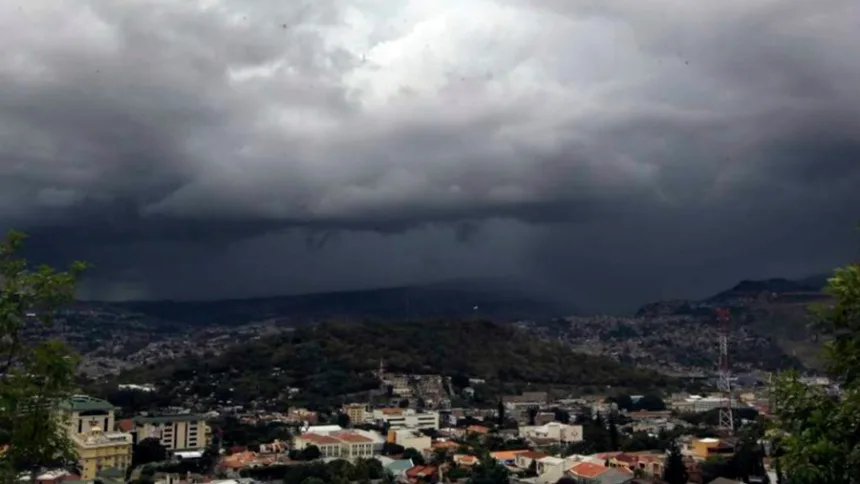 Cinco muertos tras recientes lluvias en Caracas, esto dijeron autoridades sobre el plan para mantenimiento de quebradas