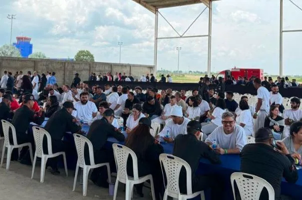 Llegó a Venezuela un nuevo vuelo con deportados desde EEUU: Fueron recibidos en Barcelona