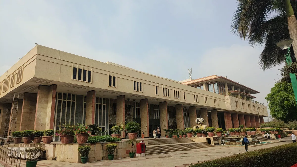 Delhi HC asks FSSAI not to cancel ITC's licence over '100%' claims