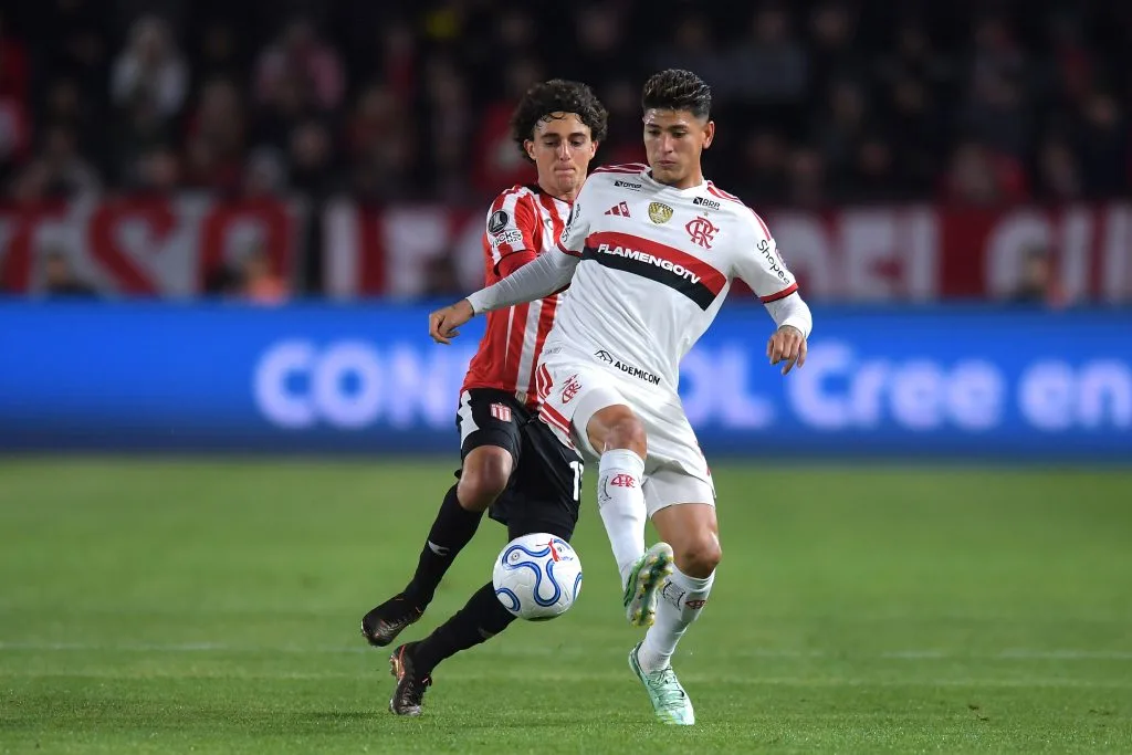 Flamengo empata na argentina com o Estudiantes e decisão fica para o Maracanã