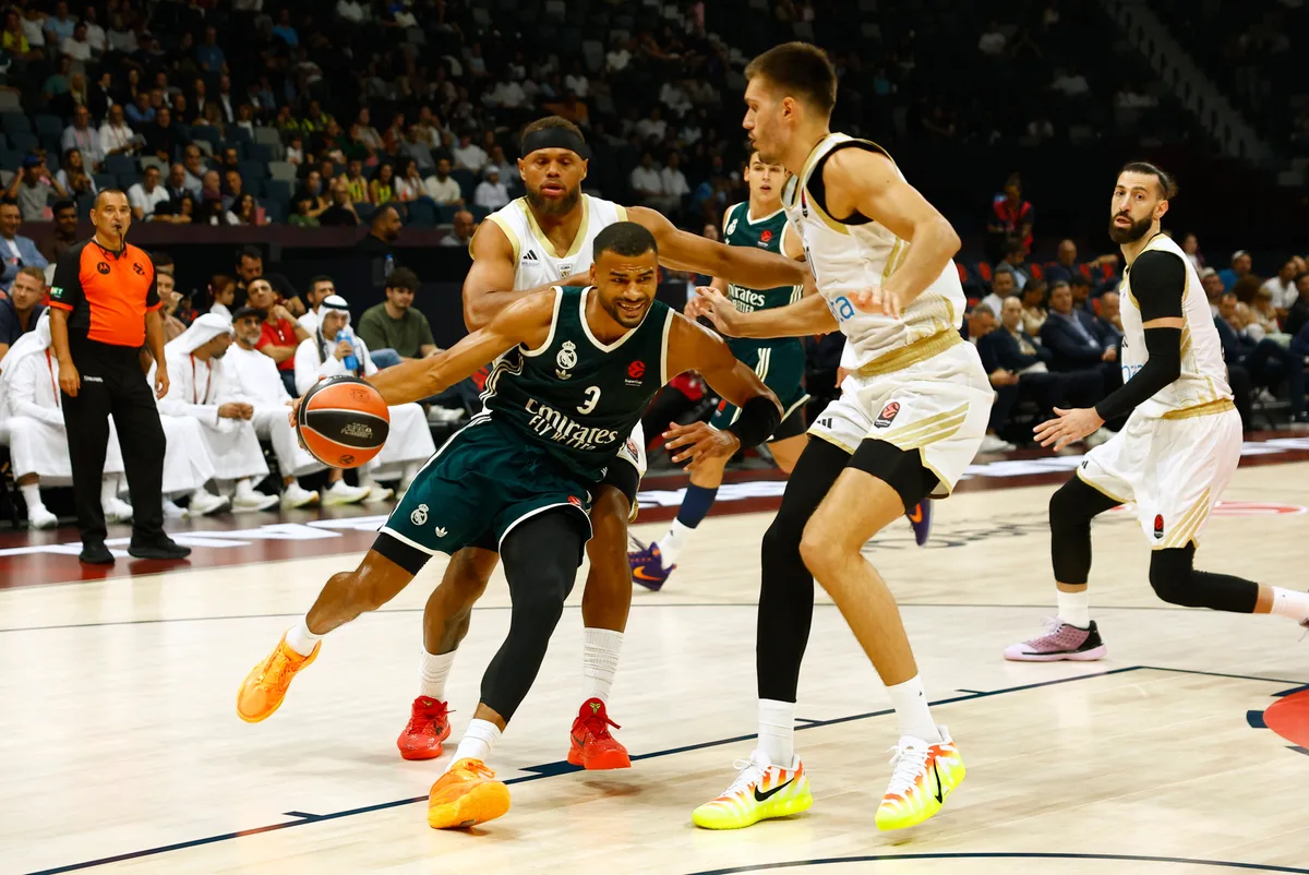 El Madrid se levanta, sufre, gana y jugará otra final europea