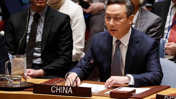 China calls for political settlement of Iranian nuclear issue