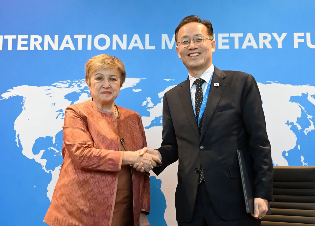 IMF 총재 “韓 통화 긴축·재정 중립 조합 적절…미래기금은 완충장치”