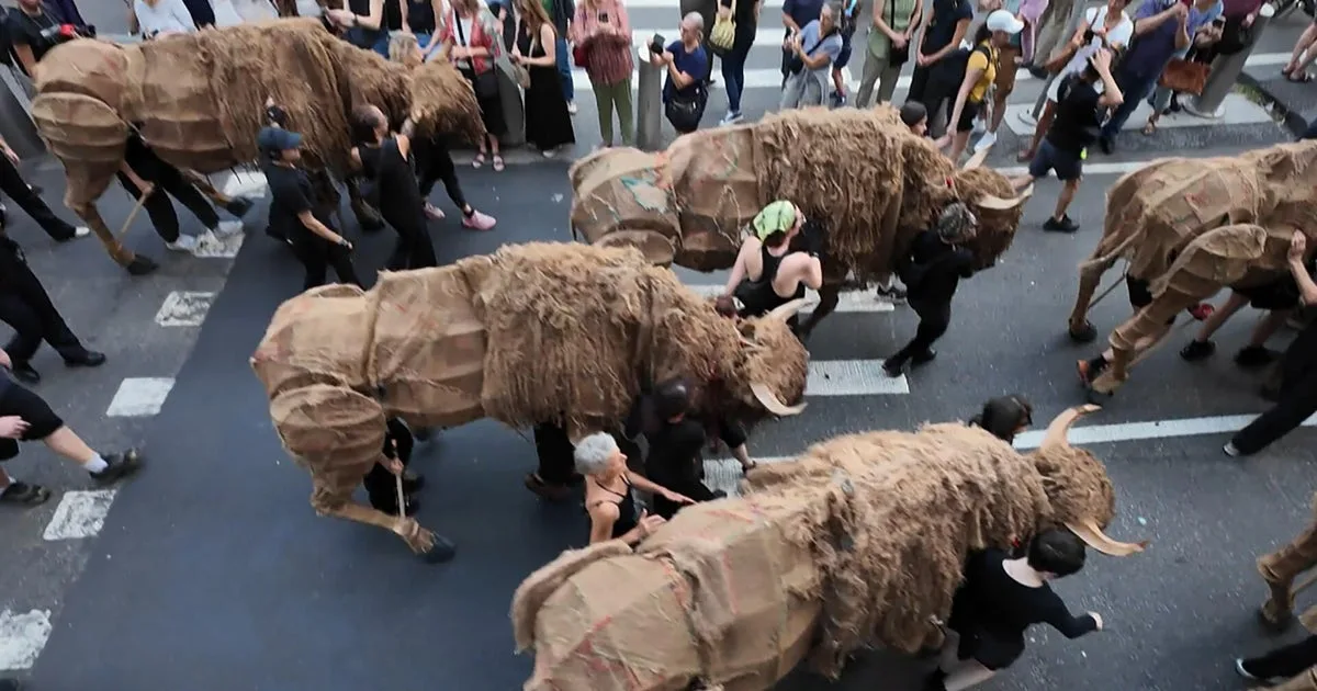 A spectacle of puppetry: Buffalo parade through New York City