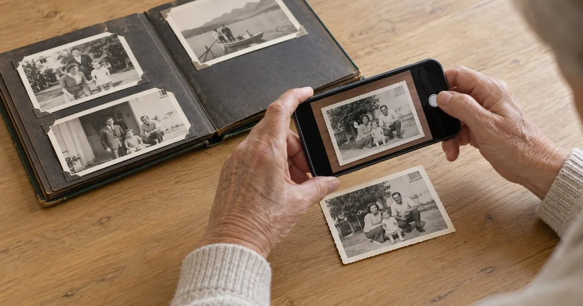 Del álbum al celular: paso a paso, cómo digitalizar, conservar y compartir antiguas fotos familiares