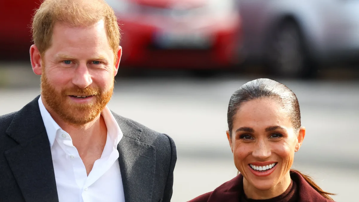 Palace’s Nightmare Comes True as Harry and Meghan Return