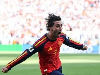 Mercato PSG. L’international espagnol Ferran Torres s’engage officiellement avec le Paris Saint-Germain