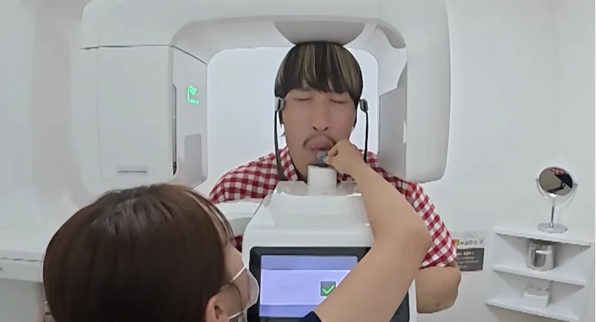 최홍만, 십수 년 만에 치과 갔다…217cm라 엑스레이도 못 찍을 뻔