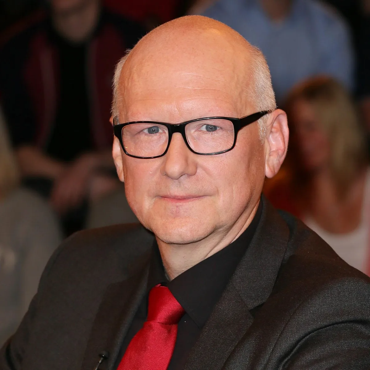 Deutschland - Vize-Direktor des Instituts für Zeitgeschichte, Brechtken: "Viele Westdeutsche haben mittlerweile die Nase voll"