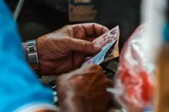 La consultora que más acierta le puso número a la inflación de agosto: el sorpresivo dato que espera y un límite para el Gobierno