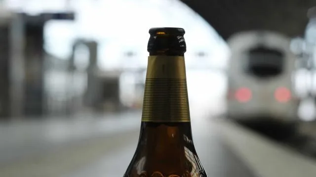 Bahnhöfe: Bahn setzt auf Augenmaß bei Kontrollen gegen Alkohol