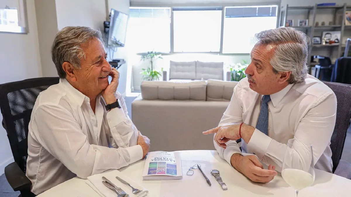 Vacunatorio VIP: citaron a indagatoria a Eduardo Duhalde, Taiana, Zannini y a otros 31 beneficiarios