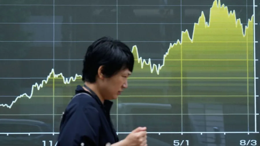Nikkei, Yen, Hang Seng: Aussicht auf Zinserhöhung: Japanische Anleihenrenditen notieren auf höchstem Stand seit 1996
