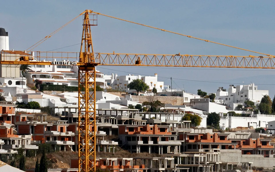 Concursos de obras públicas atingiu 4.935 milhões até julho