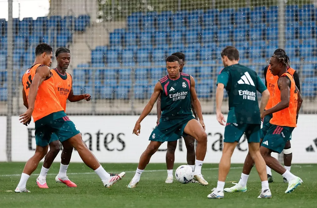 Real Madrid relaciona reforços Diomande, Cucurella e Konaté para último teste da pré-temporada