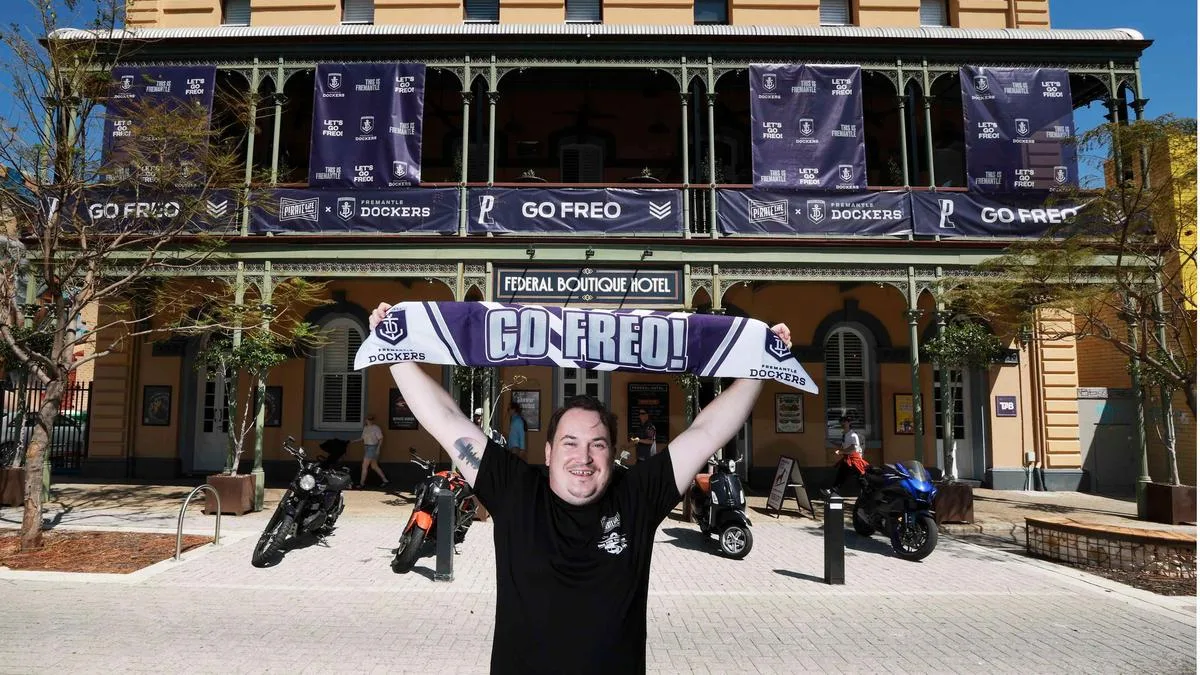 Purple pandemonium takes over Fremantle as port town braces for Dockers mania ahead of Friday’s Prelim final