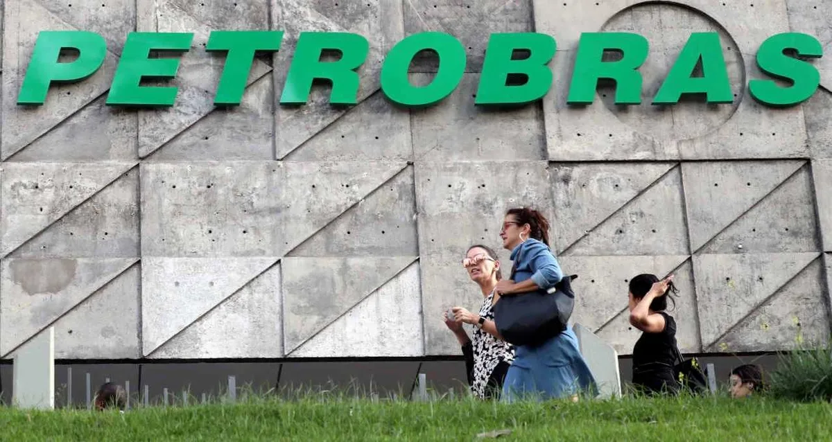 Petrobras (PETR4) faz resgate antecipado de títulos globais; confira valor