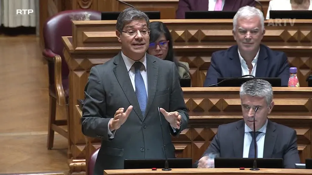 Debate do custo de vida. PS diz que problema do Chega é o Partido Socialista