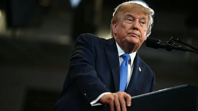 DIRECT. Guerre au Moyen-Orient: Donald Trump promet de "répondre" aux attaques de l'Iran contre des cibles américaines