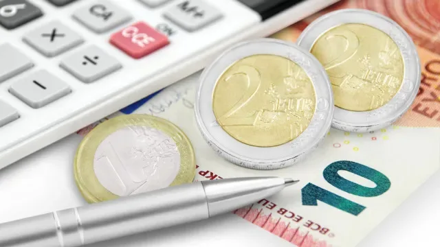Quanto poupará com a descida do IRS quem ganha 1.000? E quem recebe mais?